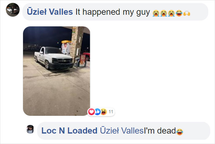 Guy With Mismatched Colored Truck Hood Posts An Ad, People Can't Believe His Luck When Another Driver Replies
