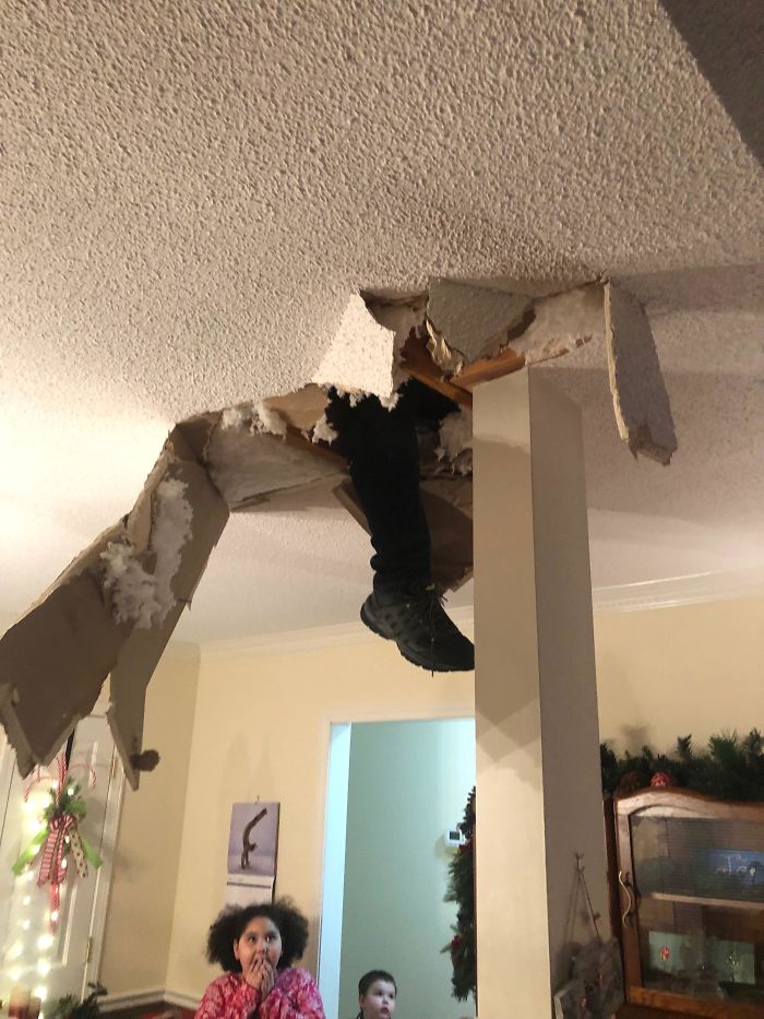 “No Kids It’s Not Santa Just Uncle Jeff Trying To Get The Damn Tree"