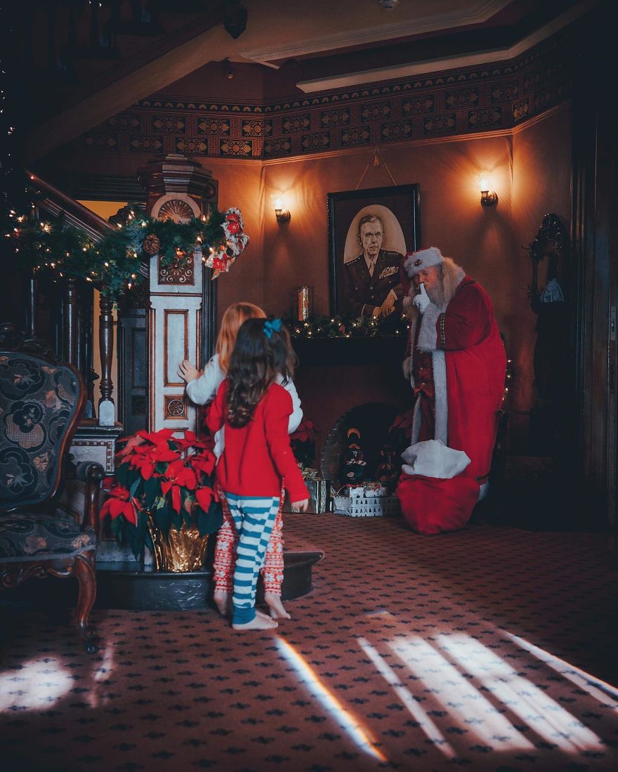 Kids Meet Santa For The First Time And It Will Warm Your Heart Kids Meet Santa For The First Time And It Will Warm Your Heart