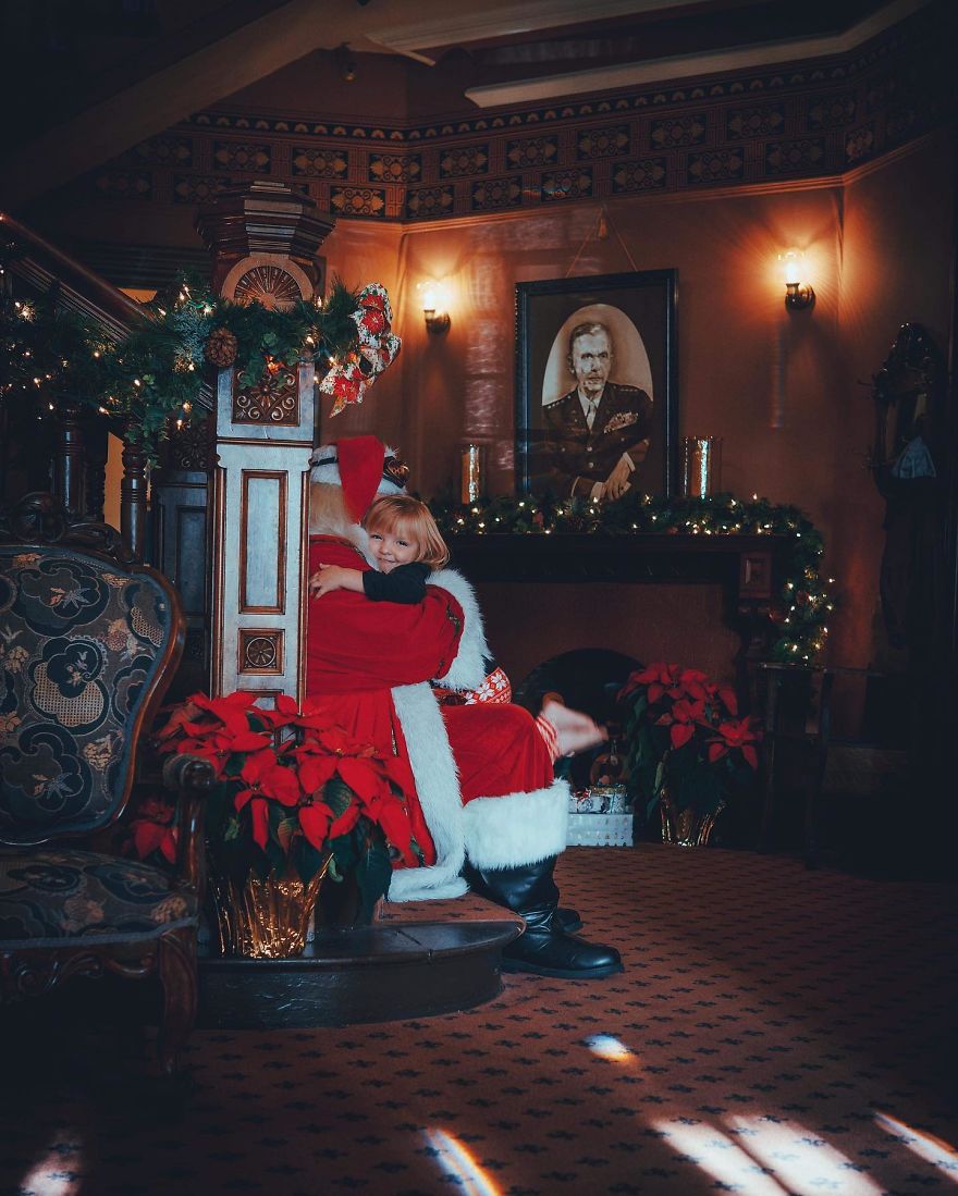 Kids Meet Santa For The First Time And It Will Warm Your Heart