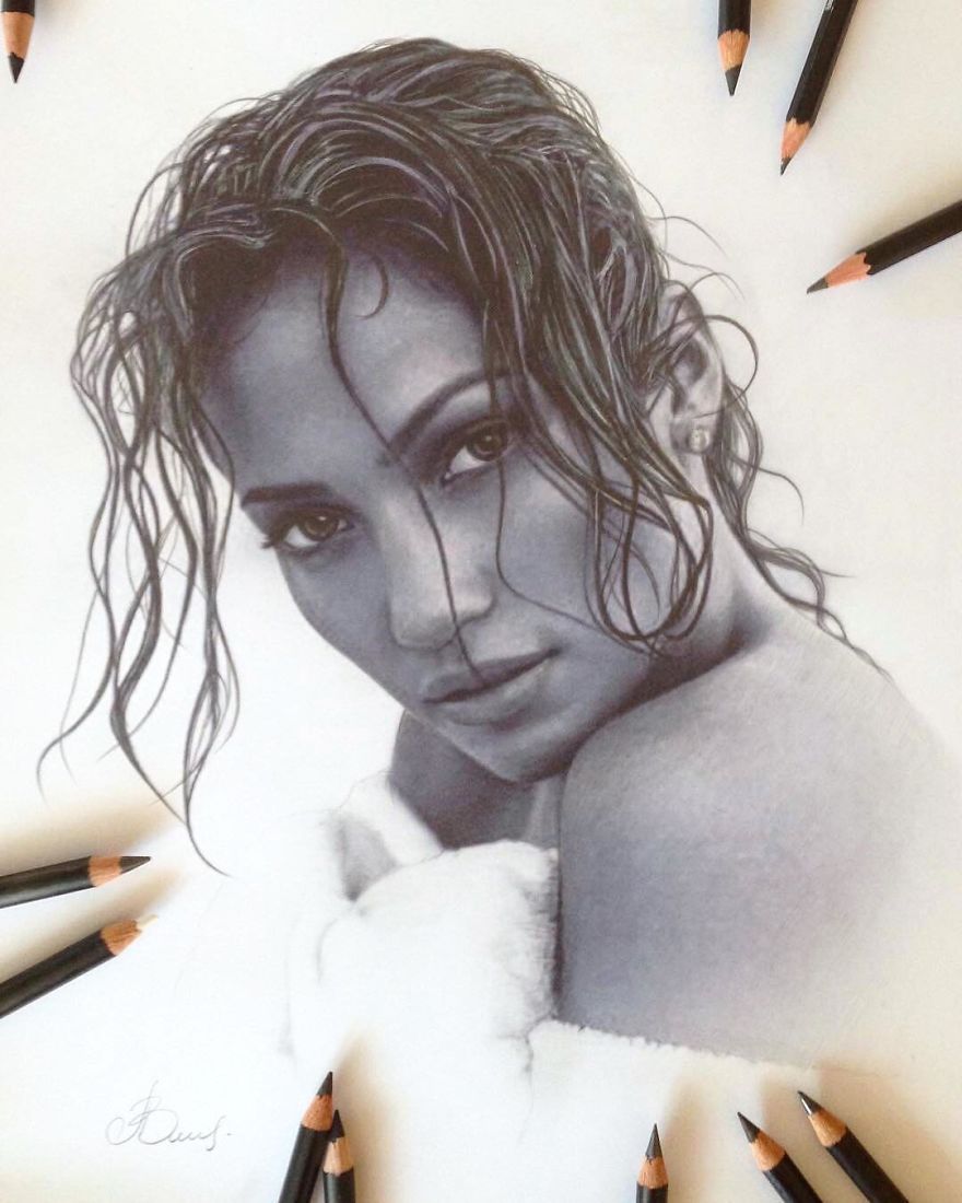 Artist Makes Amazing Hyper-Realistic Drawings Using Only Colored Pencils