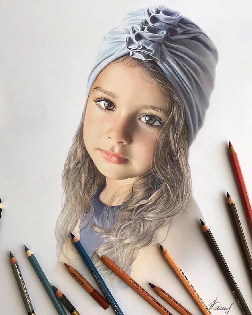 Artist Makes Amazing Hyper-Realistic Drawings Using Only Colored Pencils