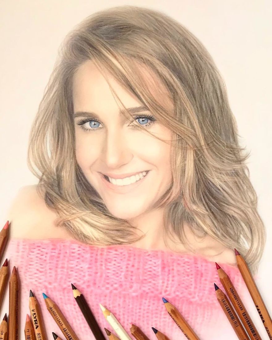 Artist Makes Amazing Hyper-Realistic Drawings Using Only Colored Pencils
