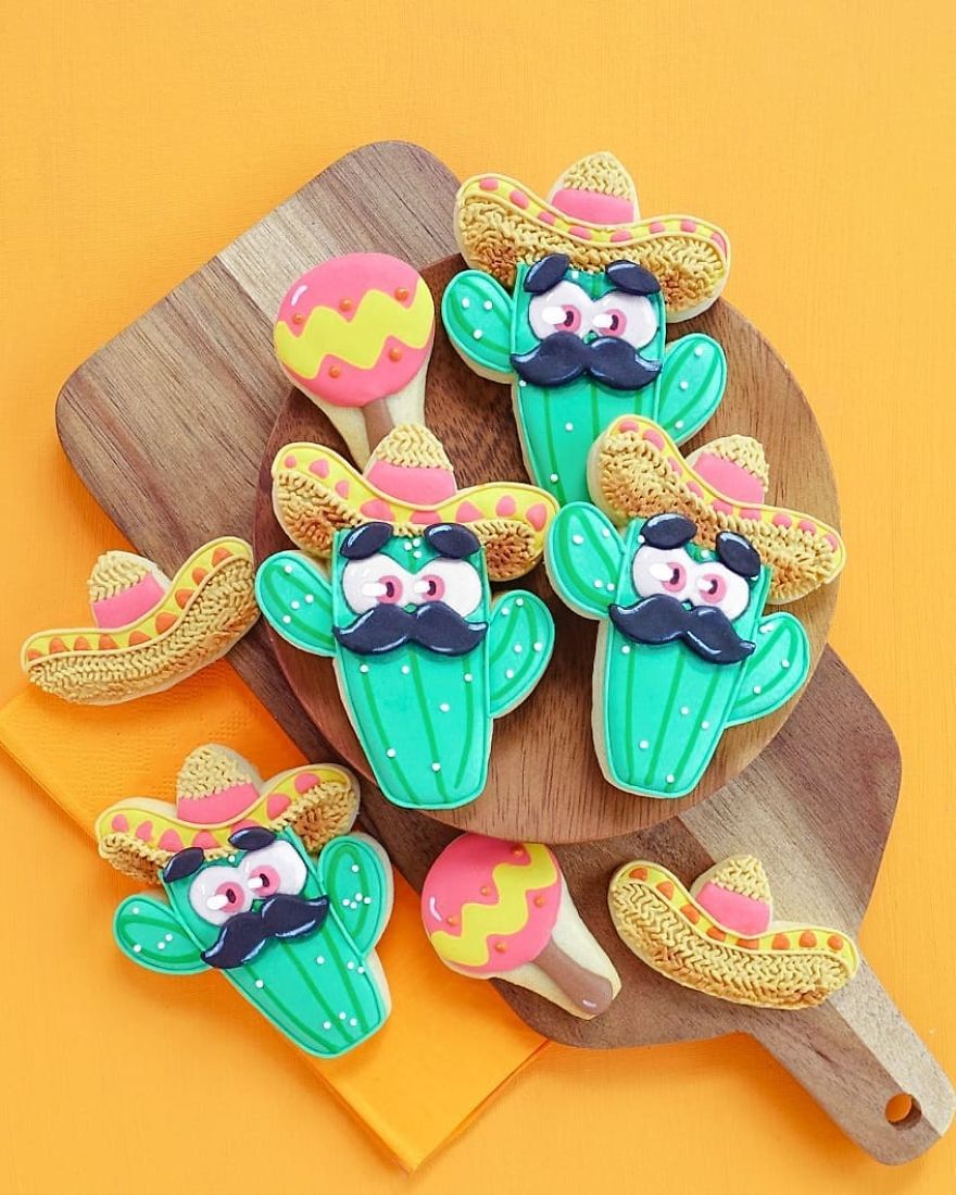 I Spend My Free Time Creating Cookies Of Characters Almost Too Cute To Eat!