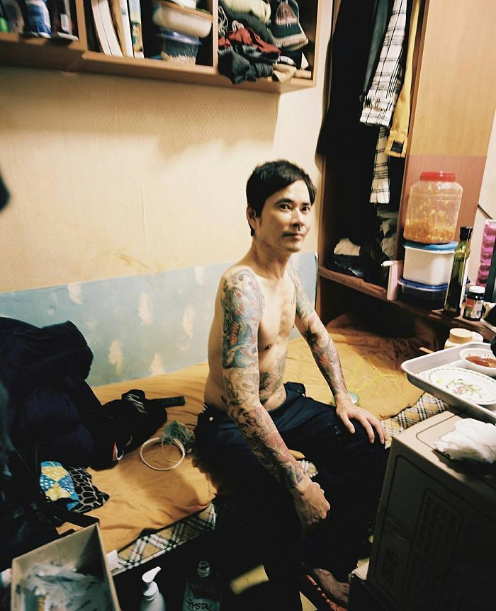 Poor-South-Korea-Living-Conditions-Goshiwon-Photography-Sim-Kyu-Dong