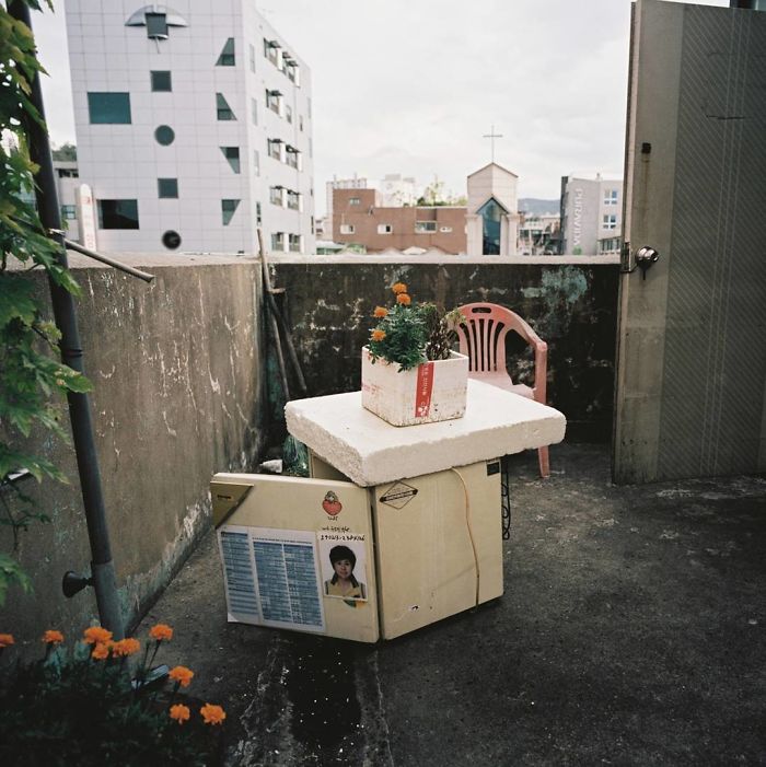 Poor-South-Korea-Living-Conditions-Goshiwon-Photography-Sim-Kyu-Dong