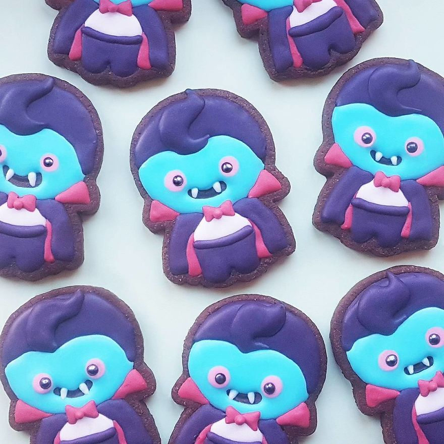 I Spend My Free Time Creating Cookies Of Characters Almost Too Cute To Eat!