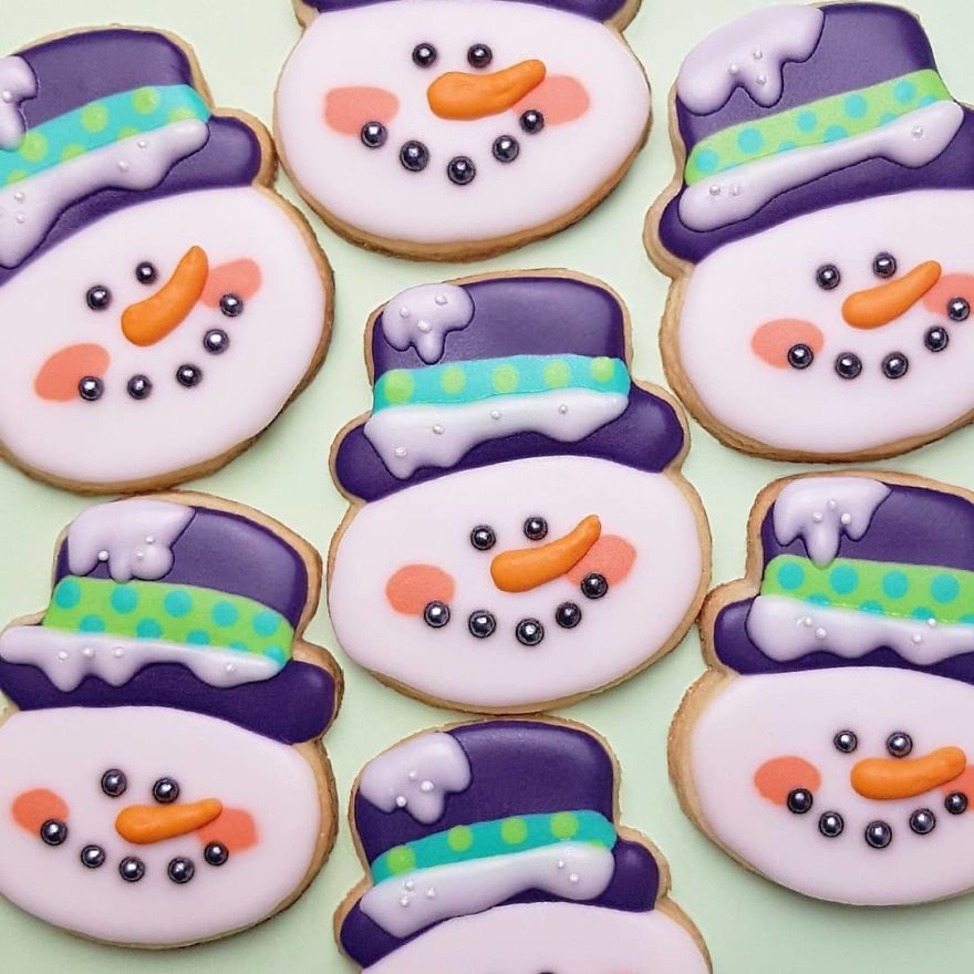 I Spend My Free Time Creating Cookies Of Characters Almost Too Cute To Eat!