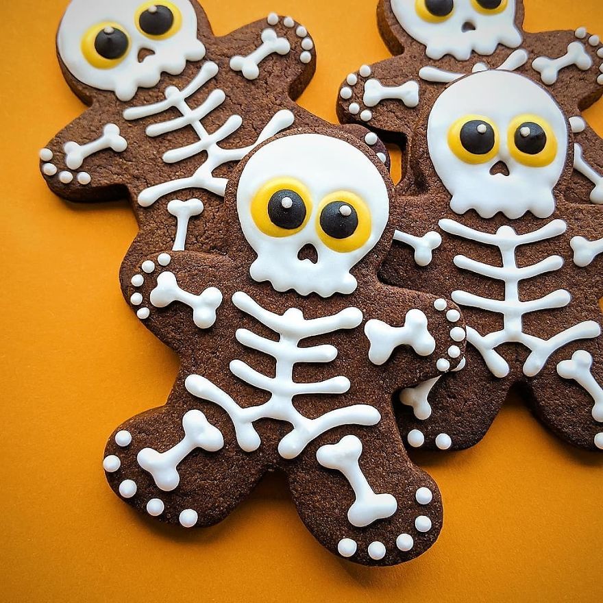 I Spend My Free Time Creating Cookies Of Characters Almost Too Cute To Eat!