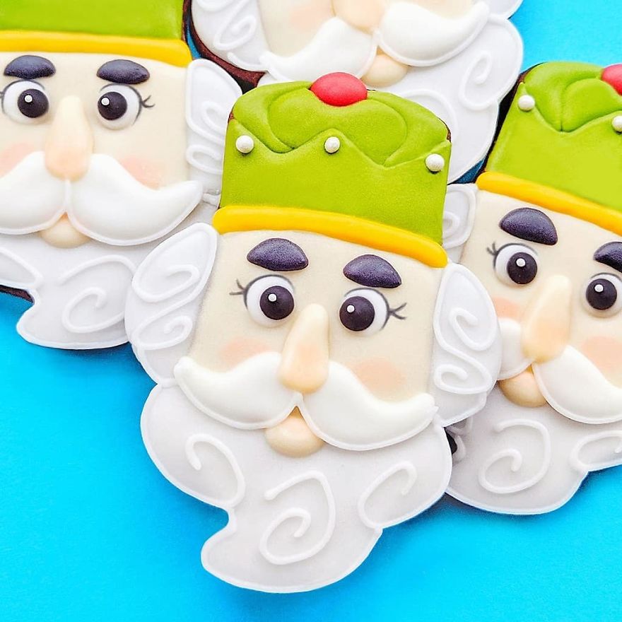 I Spend My Free Time Creating Cookies Of Characters Almost Too Cute To Eat!