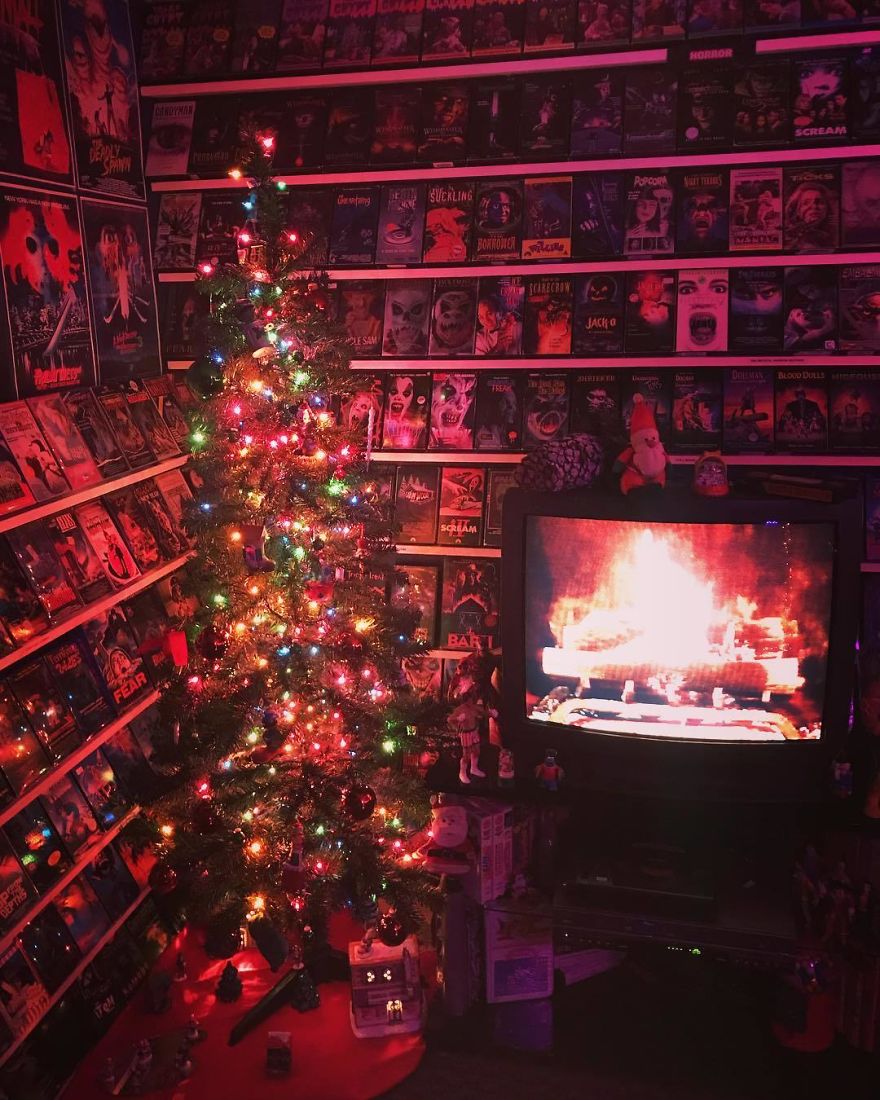 Guy Builds A VHS ‘Store’ In His Basement And It Might Give You Nostalgia (16 Pics) Guy Builds A VHS ‘Store’ In His Basement And It Might Give You Nostalgia (16 Pics)