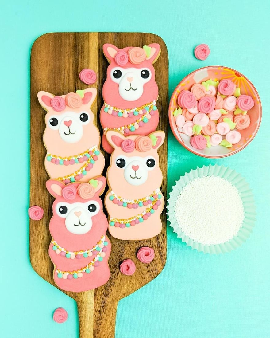 I Spend My Free Time Creating Cookies Of Characters Almost Too Cute To Eat!