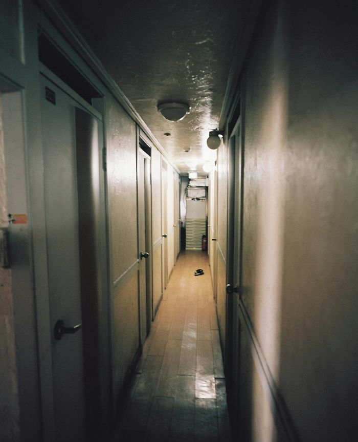 Poor-South-Korea-Living-Conditions-Goshiwon-Photography-Sim-Kyu-Dong