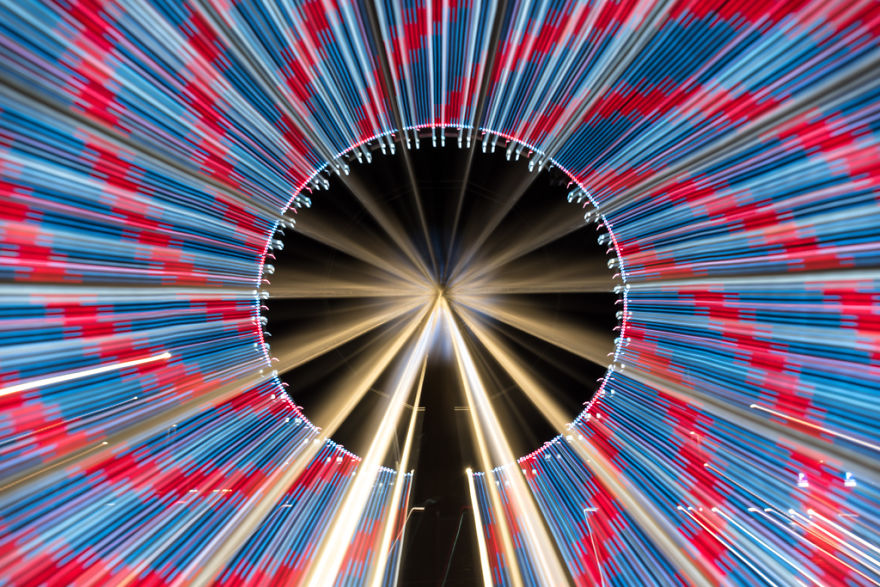 13 Long Exposure Zoom Pictures I Took Of A Ferris Wheel