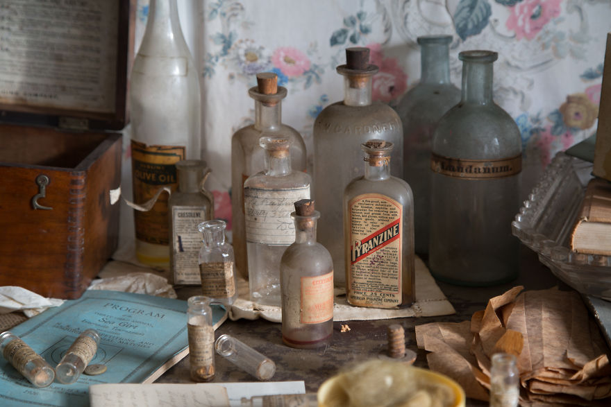 The Hidden Legacy Of The Abandoned Farmhouse That I Found In Long Island, New York