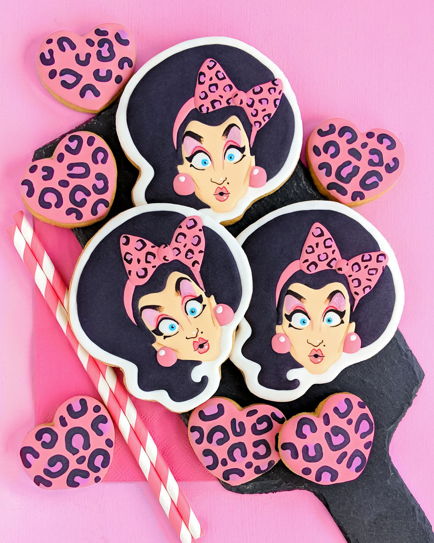 I Spend My Free Time Creating Cookies Of Characters Almost Too Cute To Eat!