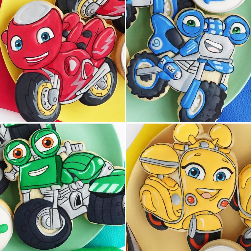 I Spend My Free Time Creating Cookies Of Characters Almost Too Cute To Eat!