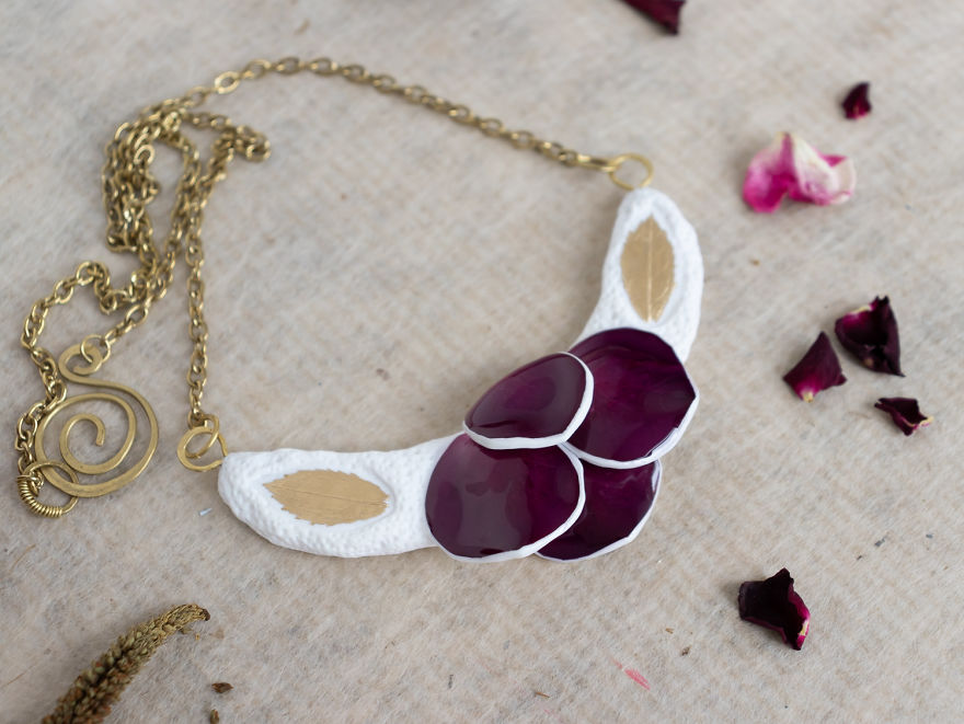 I Love To Turn Real Roses Into Unusual Art Jewelry