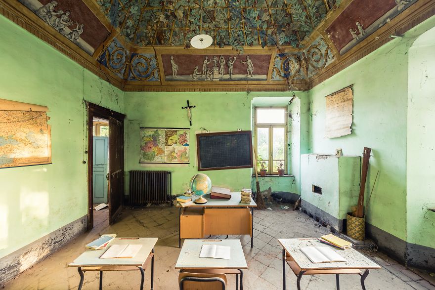 A Catholic School (Italy)