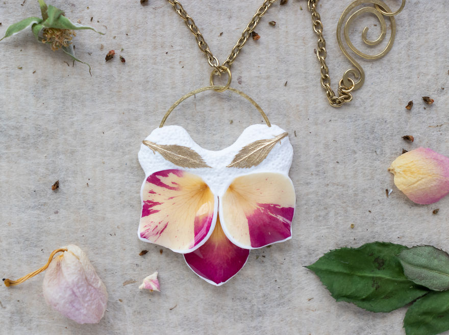 I Love To Turn Real Roses Into Unusual Art Jewelry