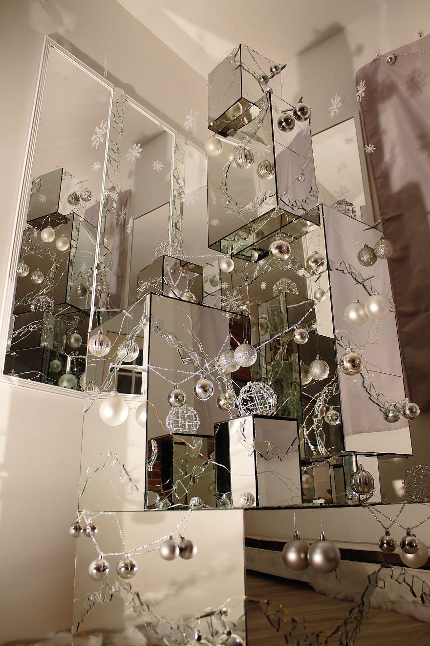 We Continue Our Tradition Of Making Unconventional Christmas Trees And This Year We Made One From Old Mirrors (21 Pics)