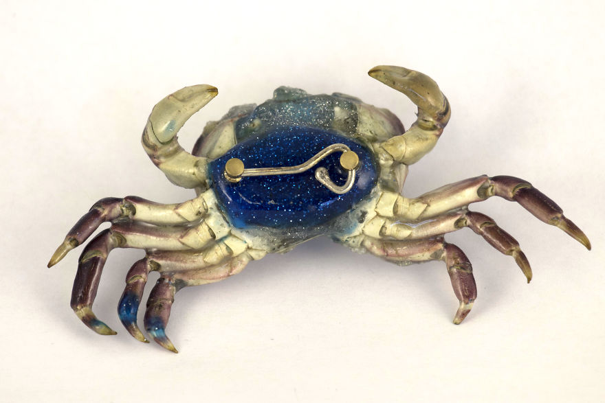 I Turn Creepy Crabs Into Jewels I Turn Creepy Crabs Into Jewels