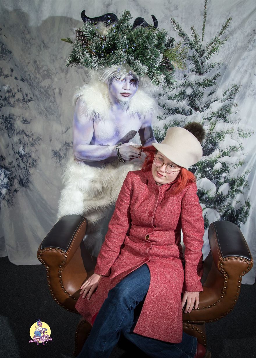 We Recreate My Krampus' Painting For An Alternative To Photoshoots With Santa We Recreate My Krampus' Painting For An Alternative To Photoshoots With Santa