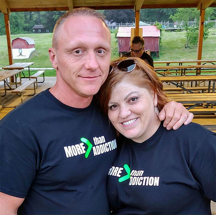 Ex-Addict Posts His Before & After Addiction Pics, Asks Others To Post Theirs As Well