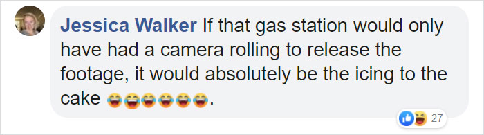 People Are Cracking Up At This Woman Who Accidentally Shared The Holiday Spirit With An Unknown Man, And It Already Has 30M+ Views People Are Cracking Up At This Woman Who Accidentally Shared The Holiday Spirit With An Unknown Man, And It Already Has 30M+ Views