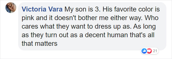 Photographer Urges Parents To Drop Gender Stereotype Norms And Let Kids Dress Up However They Want