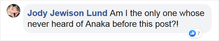 A Gorilla Born With A Lack Of Pigmentation On Her Fingers Surprises People