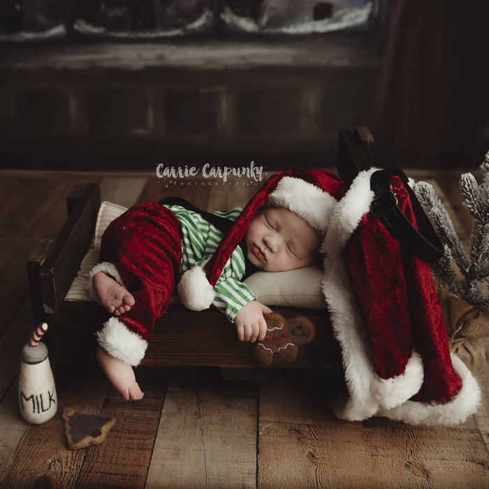 I Capture Sweet Little Sleepy Christmas Babes