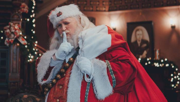 Kids Meet Santa For The First Time And It Will Warm Your Heart