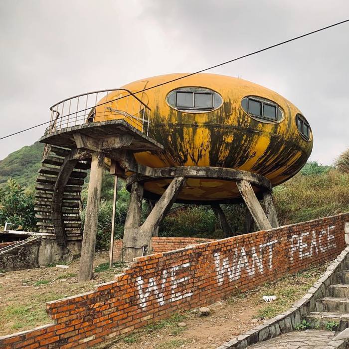 I Explored The Mysterious Ufo Village In Taiwan