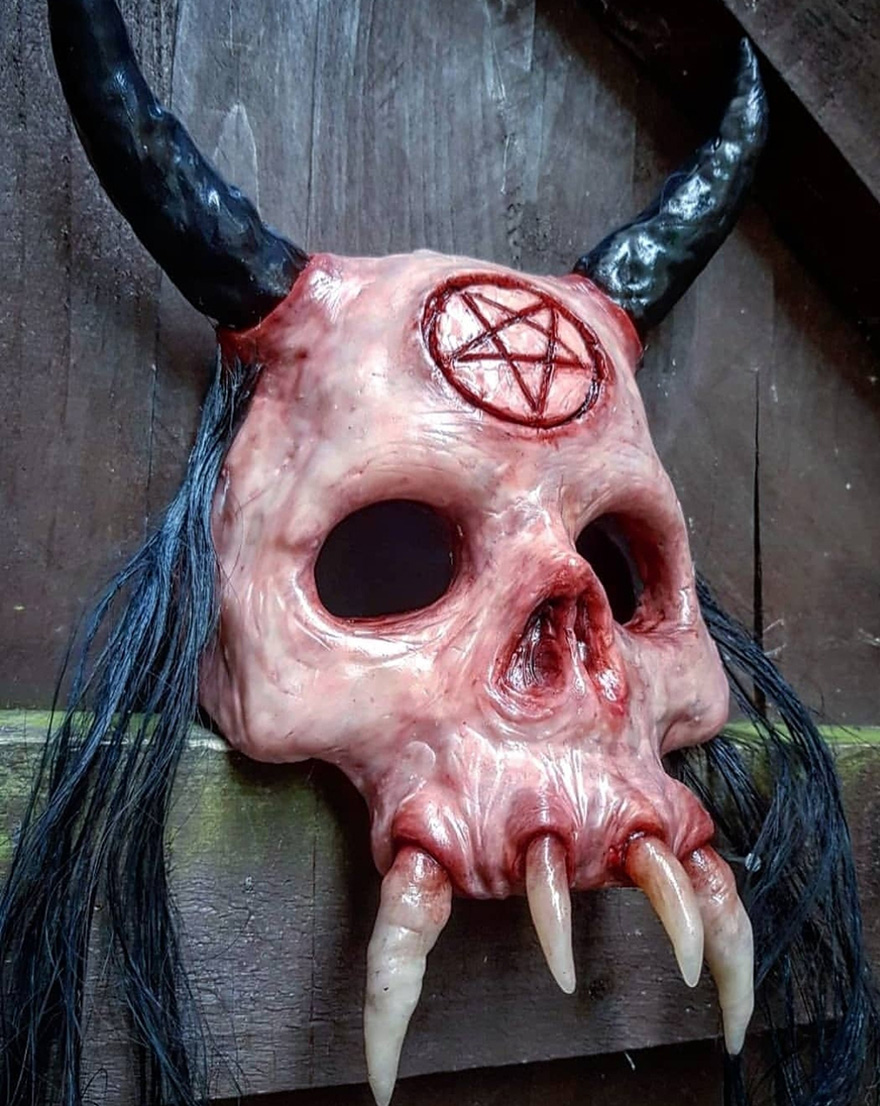 I Create Creepy Crawlies From Polymer Clay