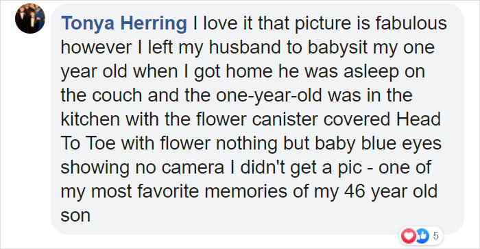 Dad Watches Kids & Lets Mom Go Shopping, Mom Returns To Him Sleeping While His Kids Draw Him “Posing” Dad Watches Kids & Lets Mom Go Shopping, Mom Returns To Him Sleeping While His Kids Draw Him “Posing”