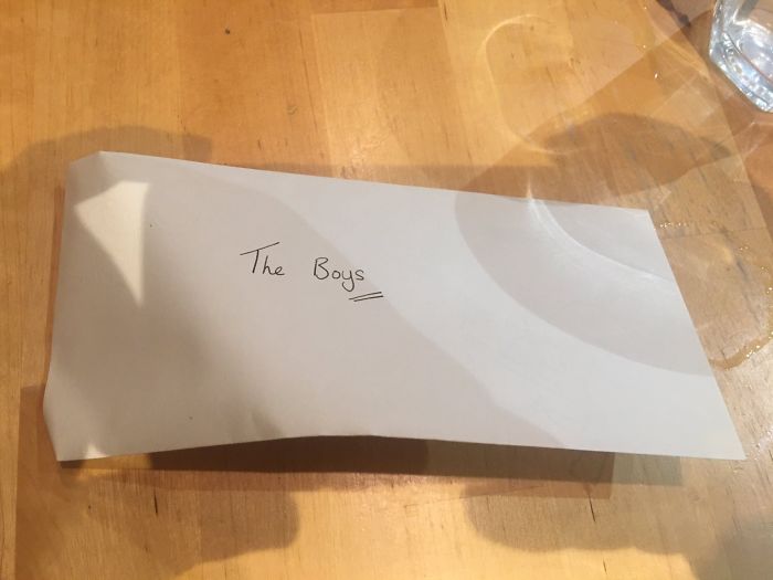 4 Guys Beg Their Neighbor To Let Them Play With Their Dog, Get A Wholesome Letter In Response 4 Guys Beg Their Neighbor To Let Them Play With Their Dog, Get A Wholesome Letter In Response