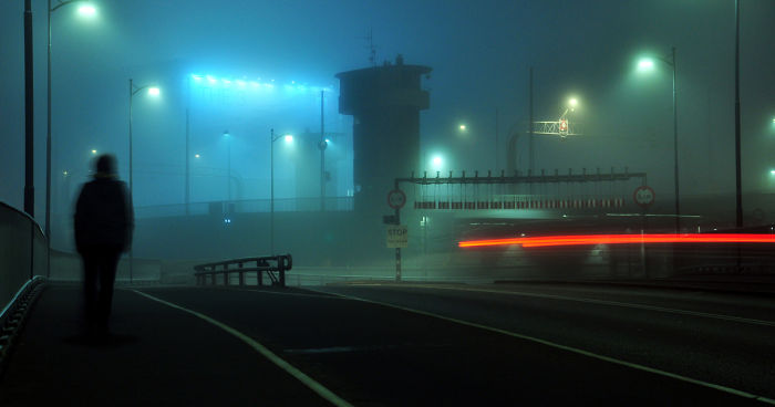 Neon Noir: The Transformation Of A Place From Concrete To Ephemeral (10 Photos)