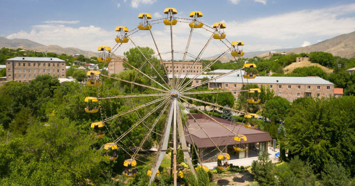 I Explore Creepy And Abandoned Playgrounds Of Armenia