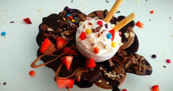 I Took Pictures Of My Homemade Sweets With My Phone To Show You Can Have Good Photos On A Budget!