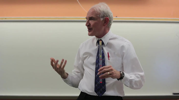 Student Shares A Compilation Of Various Crazy Things Her 70+ Y.O. Physics Professor Did, And It's Awesome Student Shares A Compilation Of Various Crazy Things Her 70+ Y.O. Physics Professor Did, And It's Awesome