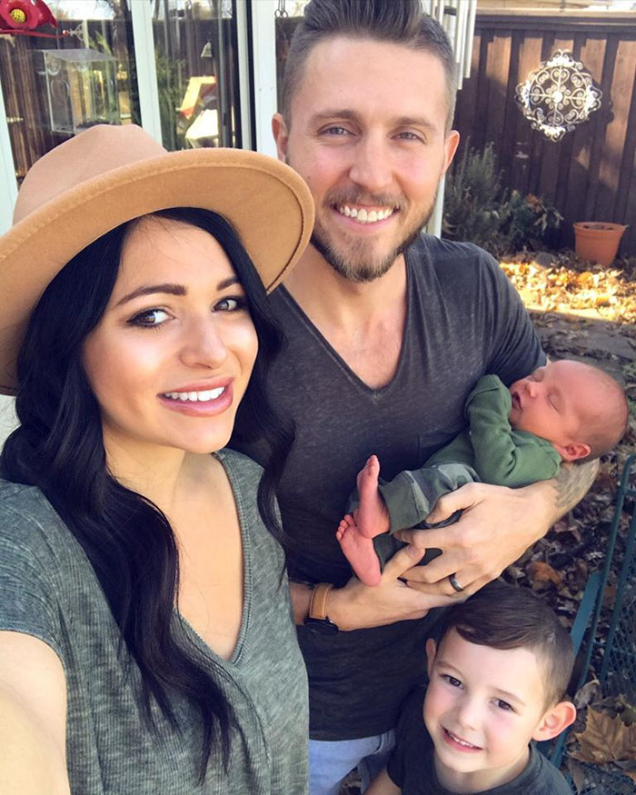 Man Describes Everything He Was Going Through While His Wife Was Giving Birth Man Describes Everything He Was Going Through While His Wife Was Giving Birth