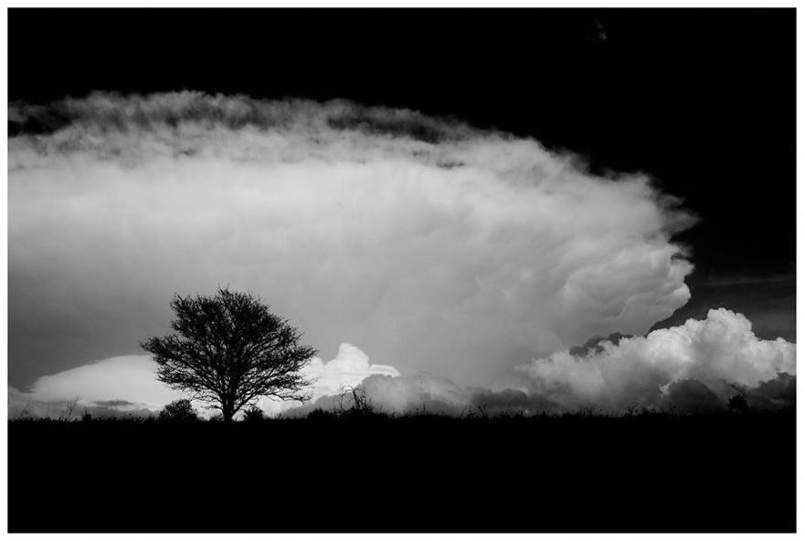 40 Street Photos From Serbia