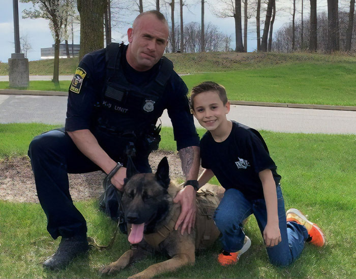 This 10 Y.O. Noticed Police K-9 Unit Without A Protective Vest, Raises 95k Dollars To Buy Them