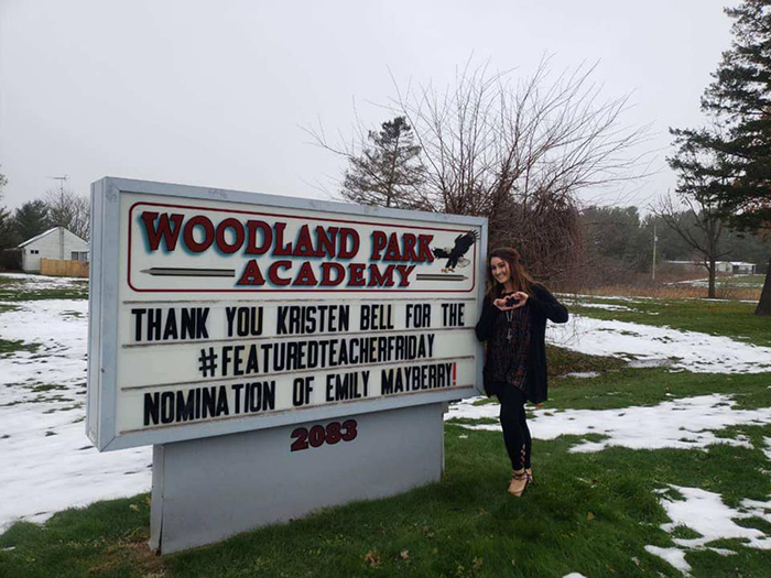 Kristen Bell Starts Instagram Campaign Where She Fulfills Teachers' Wishlists Kristen Bell Starts Instagram Campaign Where She Fulfills Teachers' Wishlists