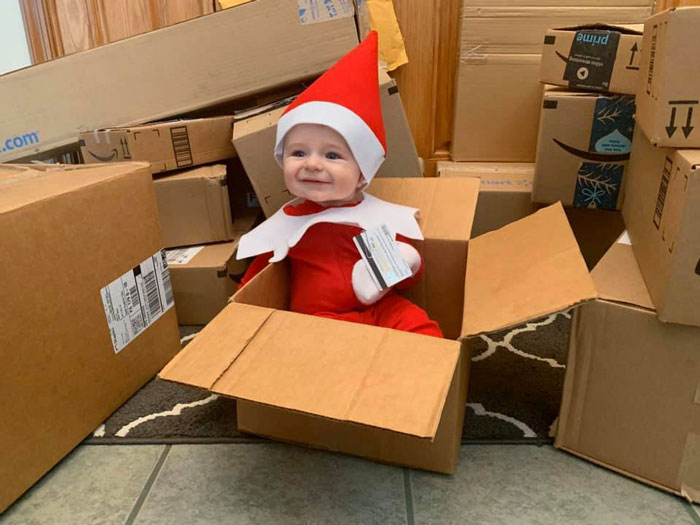 Every Advent Day This Mom Took A Photo Of Her Baby, Dressed As A Baby Elf On The Shelf