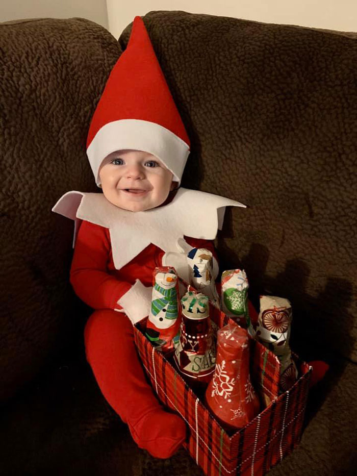 Every Advent Day This Mom Took A Photo Of Her Baby, Dressed As A Baby Elf On The Shelf