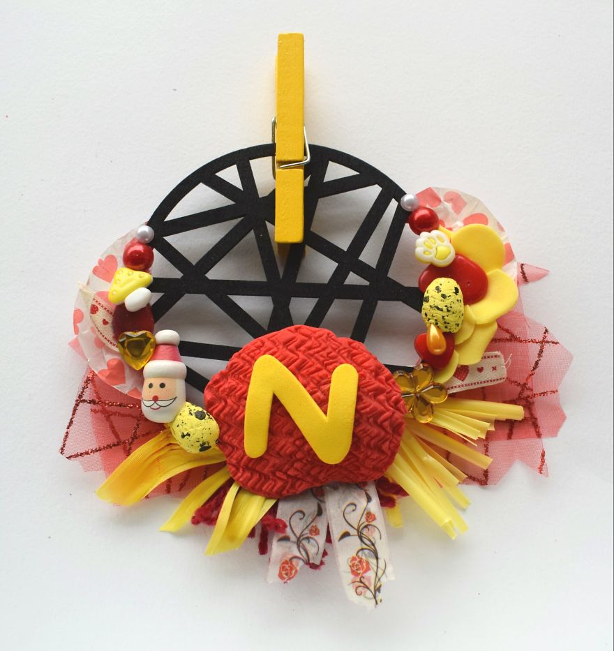 N Initial Centerpiece