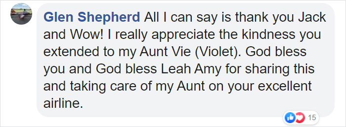 Man Gives Up His First-Class Seat To An 88 Y.O. Lady, Making Her Dream Come True Man Gives Up His First-Class Seat To An 88 Y.O. Lady, Making Her Dream Come True