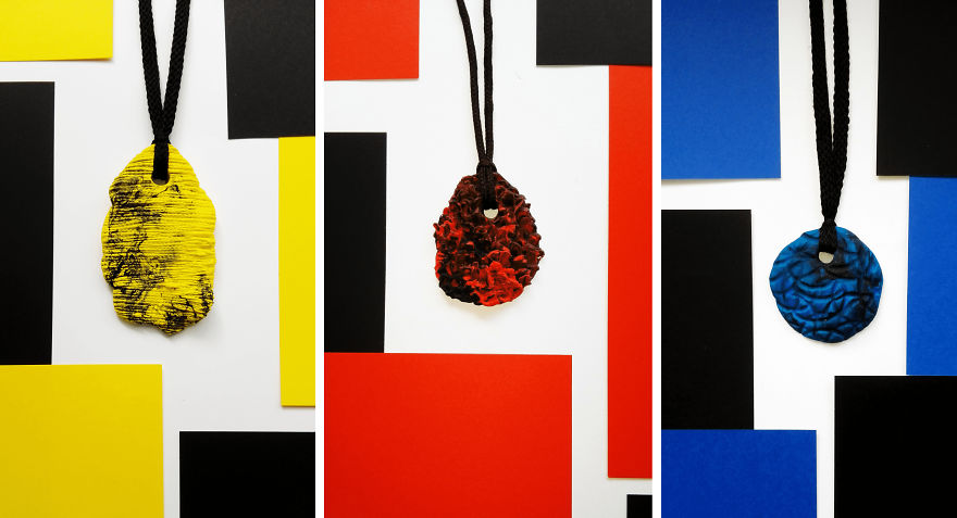 I Used Two Colors Of Clay And Shoelaces To Create Marble Pendants! I Used Two Colors Of Clay And Shoelaces To Create Marble Pendants!